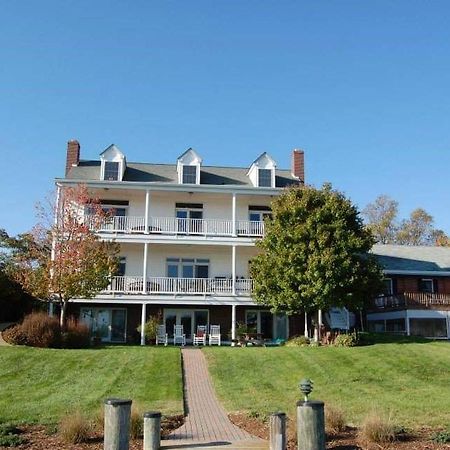 Blue Heron Inn - A Bed And Breakfast Llc Solomons Esterno foto
