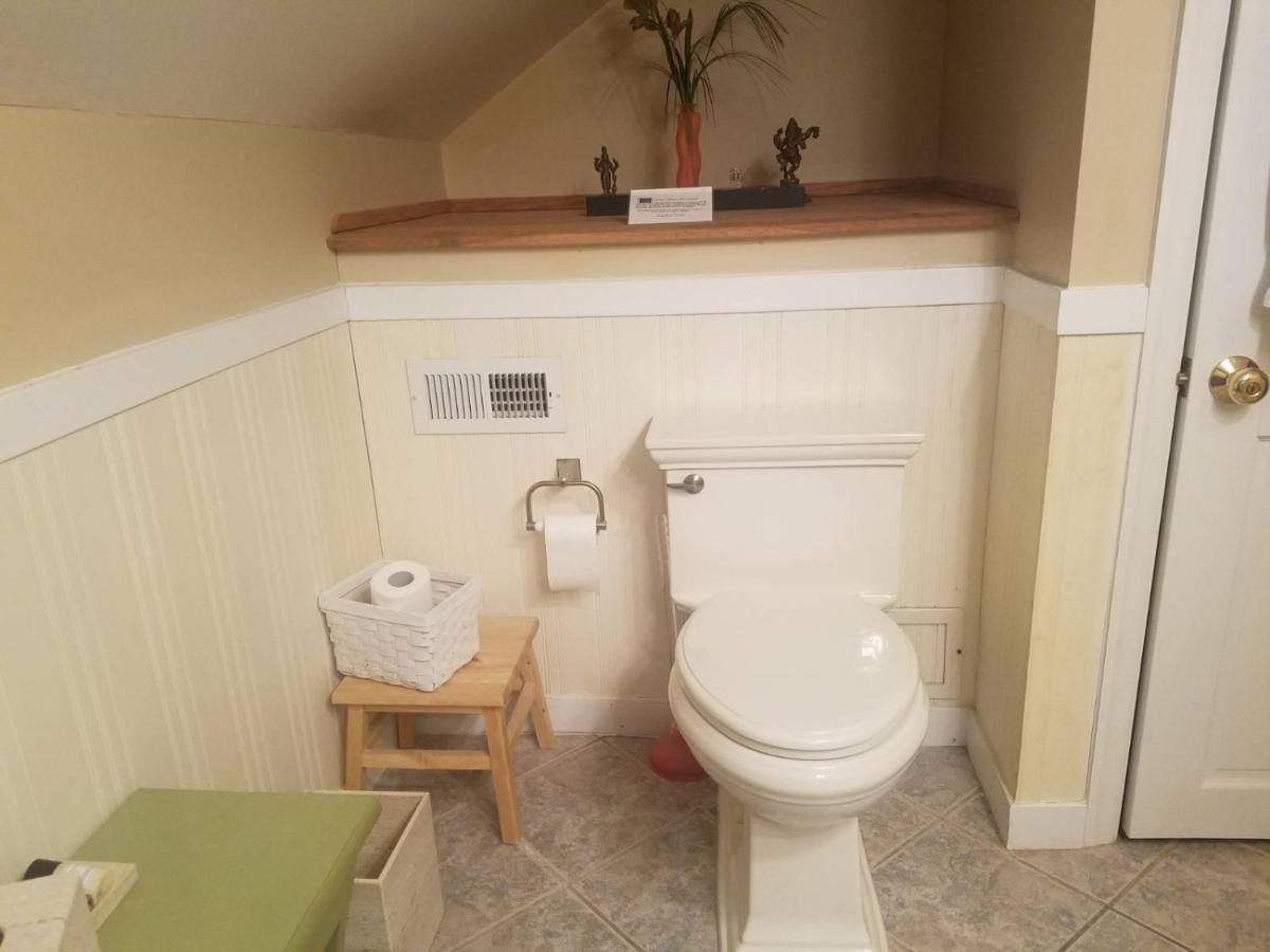 Blue Heron Inn - A Bed And Breakfast Llc Solomons Esterno foto