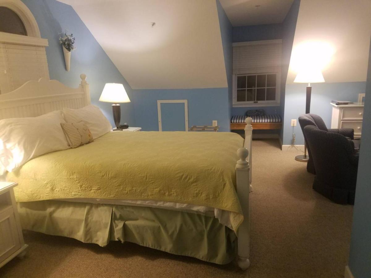 Blue Heron Inn - A Bed And Breakfast Llc Solomons Esterno foto
